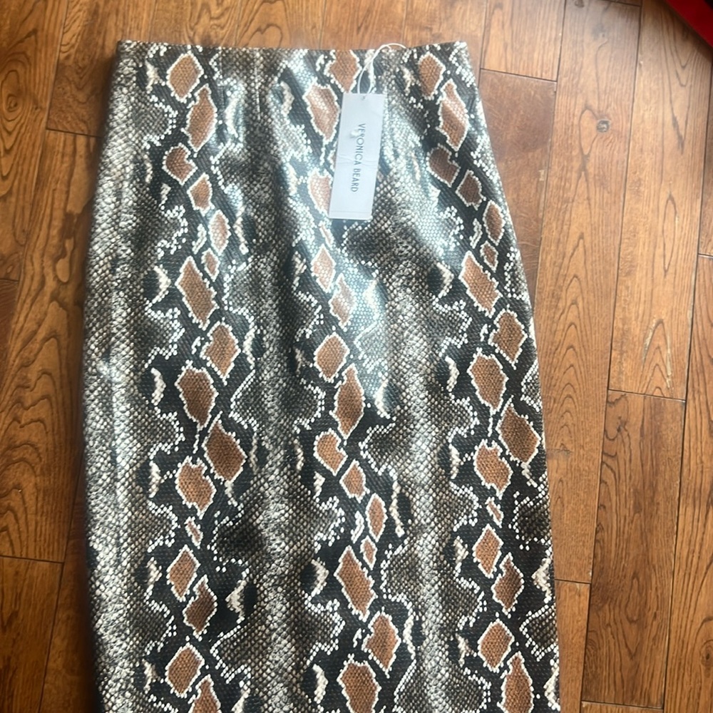 Veronica Beard vegan leather snake pencil skirt size 4 new with tags